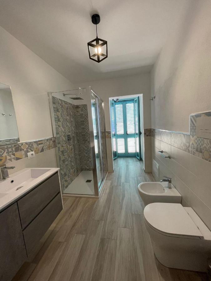 דירות דורגלי Casa Vacanze Sa Piazza מראה חיצוני תמונה